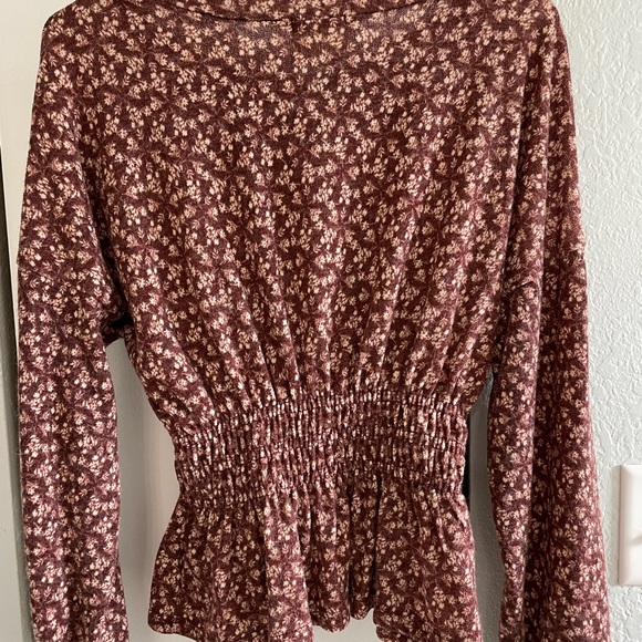 Women’s sweater - Picture 2 of 3